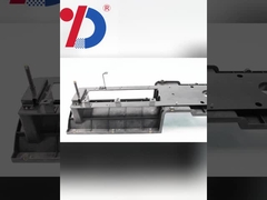 60205617 Plastikowa okładka lampy tylnej z prawej strony LED Okładka lampy tylnej z prawej strony dla części zamiennych Isuzu